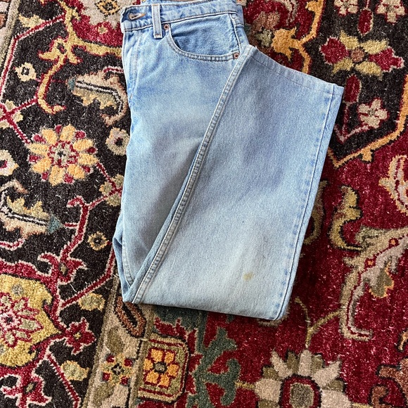 Vintage Levi’s 560 jeans. - Picture 9 of 13